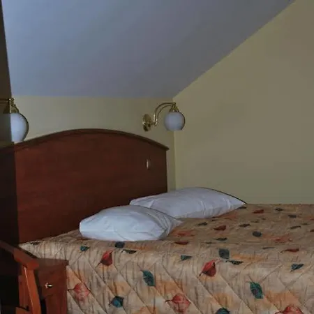 Halny Apartmanhotel 3*
