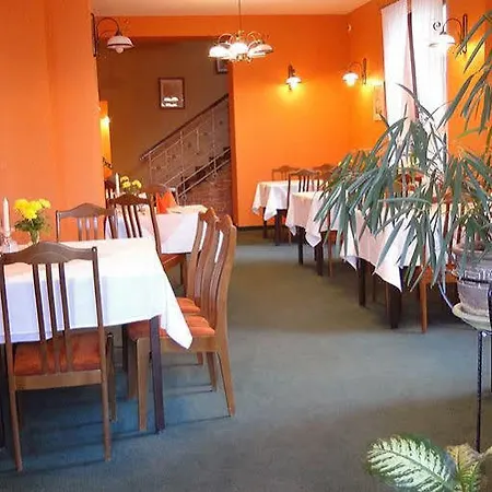 Lägenhetshotell Halny 3*